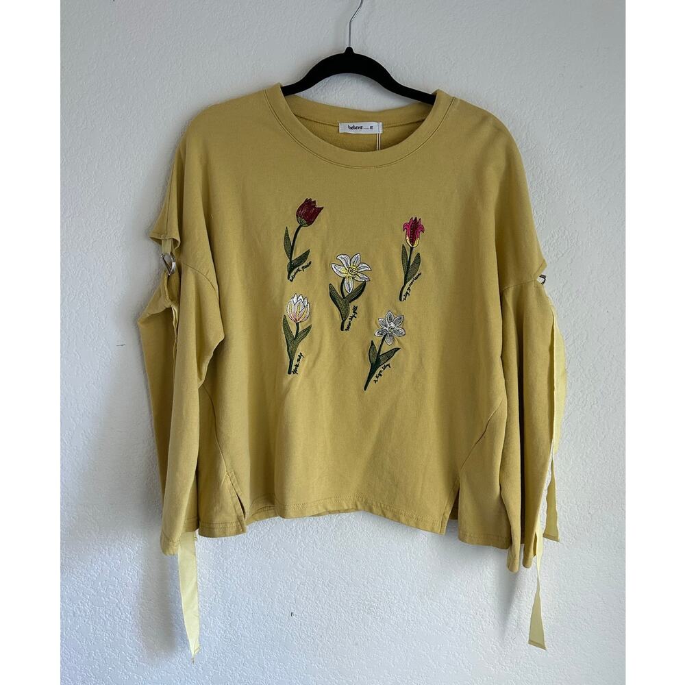 Believe... Floral Embroidered 3/4 Sleeve Cut Out Arm Tie Yellow Sweater Size XL - Picture 3 of 9